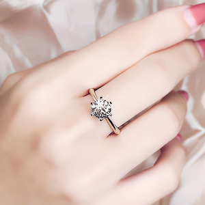 铂金PT950钻石戒指女经典六爪求婚订婚天然真钻1克拉情人节送老婆