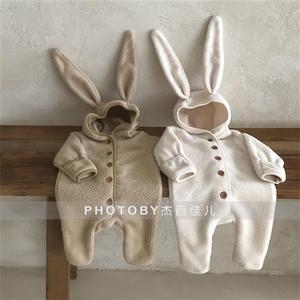 ins韩版男女童宝宝冬装新款连体衣可爱兔耳朵羊羔毛连帽外出爬服