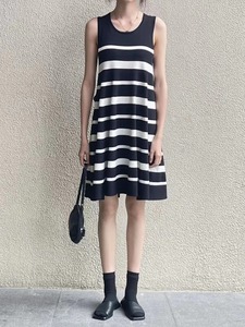 COS女装时代标准版型A字条纹针织连衣裙黑色2024夏新品1225213002