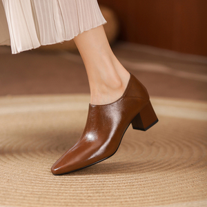 法式复古小皮鞋女中跟棕色粗跟高跟鞋深口真皮方头单鞋百搭工作鞋