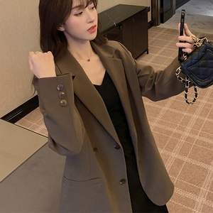 复古港味棕色小西装外套女2021年春季新款韩版英伦风休闲百搭西服