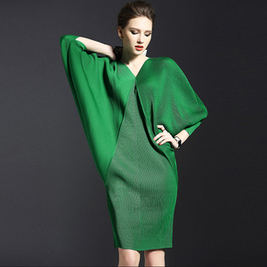 夏季女装2021新款三宅一生褶皱连衣裙大码女装宽松包臀裙子中长款