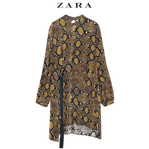 zara蛇纹裙