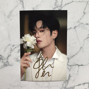 李汶翰签名照片亲笔保真媒体活动福利明星周边热门定妆照粉丝礼物