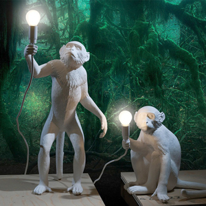 北欧动物吊灯创意样板房艺术树脂猴子壁灯落地灯个性卧室装饰台灯