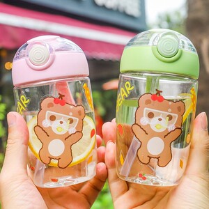 可爱卡通儿童塑料杯带吸管杯夏季学生超萌防摔水杯小巧便携随手杯