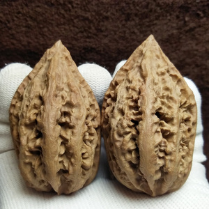 东北野生精品粗筋龙纹八宝玲珑塔塔尖大秋子楸子文玩核桃珍品收藏