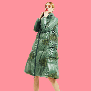 卓拉女装羽绒服