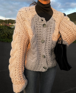 手工织棒针麻花毛衣