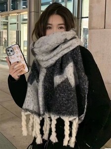 韩国新款大围巾女冬季灰色F字加厚保暖防寒情侣披肩高级感围脖