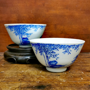 民国古董瓷器盖碗真品老古玩物件杯茶杯景德镇蓝料彩竹石茶碗一对