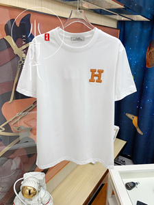 hermes/爱马仕 22春夏新款男士胸前字母logo休闲圆领短袖上衣t恤
