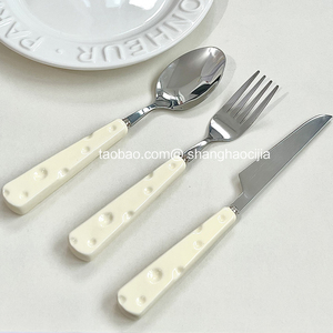 ins韩国奶酪陶瓷手柄刀叉勺子家用西餐餐具不锈钢牛排意面甜品勺