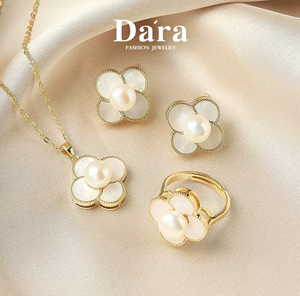 Dara/戴拉淡水珍珠四叶草项链锁骨链耳钉戒指3件套装百搭通勤套装