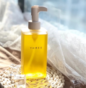 新款~three小三卸妆油 天然植物平衡保湿温和 185ml