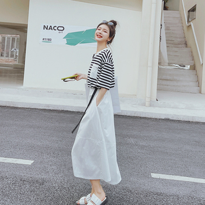 条纹假两件法式连衣裙女夏季韩版设计感小众收腰显瘦气质长裙套装