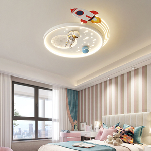 全光谱卧室LED吸顶灯现代简约主卧创意宇航员男孩房间儿童房灯具