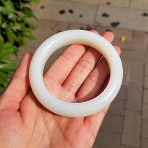 4新疆和田玉95于田于阗山料羊脂白玉手镯子94187