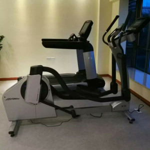 美国力健椭圆机