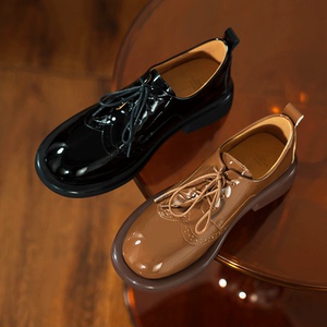 复古英伦风雕花系带深口羊皮单鞋低跟女鞋2022春秋新款漆皮小皮鞋
