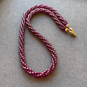 天然透体半宝石紫牙乌石榴石扭扭米珠项链锁骨链知性通勤支持定制