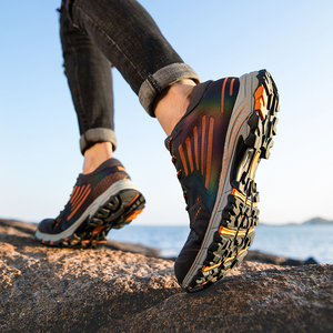 防雨透气运动鞋