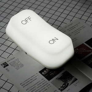MUID | ON-OFF LAMP 创意开关灯 可充电桌面氛围灯 重力感应设计