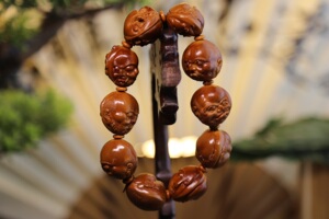 橄榄核雕孙建忠