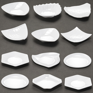 密胺盘子三角形碟白色仿瓷创意酒店餐厅商用多边形异形餐具炒菜盘