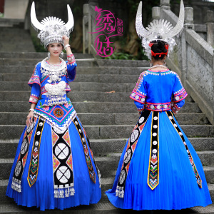贵州民族服装布依