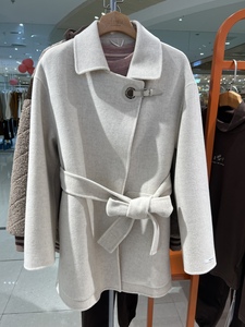 章那汀专柜正品包邮双面呢大衣，91.9%绵羊毛，8.1%的山羊绒。
