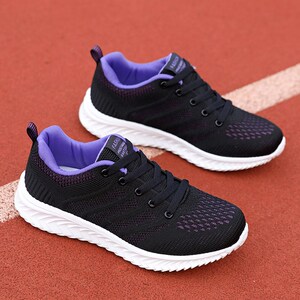 回力运动鞋2022软底老人妈妈鞋春季女超轻跑步鞋中老年防滑休闲鞋