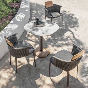 户外桌椅组合露天阳台藤椅三件套庭院花园实木餐桌设计师室外家具