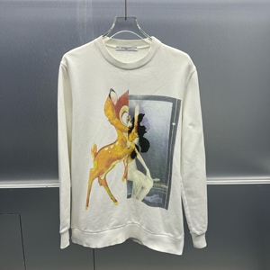 纪梵希小鹿斑比卫衣