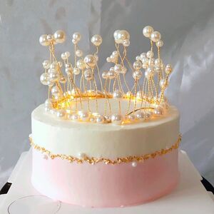 新款韩式网红蛋糕珍珠流苏皇冠装饰摆件生日派对婚庆甜品台装扮