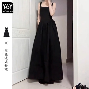 高级感吊带连衣裙女2024夏季新款气质显瘦方领黑色法式长裙大裙摆