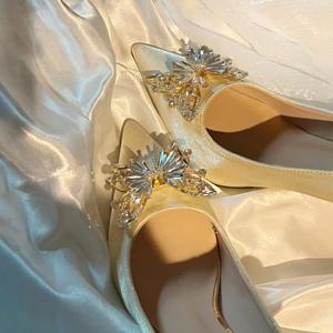 婚鞋秀禾婚纱两穿蝴蝶结法式新娘香槟色公主高跟鞋不累脚水钻气质