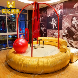 情趣家具厂酒店电动床主题情趣床多功能吊杠架子红床宾馆圆床震床