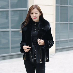 初晓皮草皮毛一体