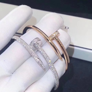 cartier/卡地亚 满钻钉子手镯 18k玫瑰金黄金宽窄版头钻情侣手环