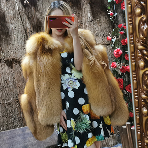 拒绝臃肿 大牌高端整皮狐狸毛进口红狐咖啡狐自然色短款皮草外套