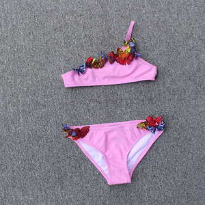 出口北欧儿童泳衣粉色女童抹胸分体时尚单肩花边比基尼可爱2-14岁