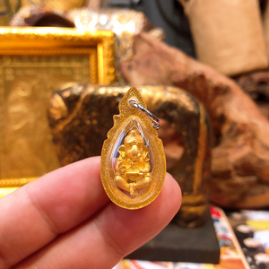 素素家 泰国佛牌 龙婆年 迷你象神