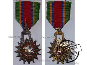 代购泰国二战白象骑士徽章5cl泰国军事奖章暹罗勋章收藏古董