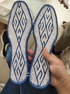 贵州少数民族布依族纯手工土布多层鞋垫款式多是纯手工制作质量好