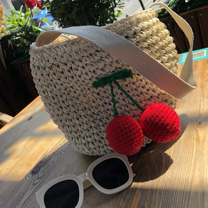 韩国可爱水桶包樱桃毛球编织挎包单肩手提包沙滩包海边度假草编包