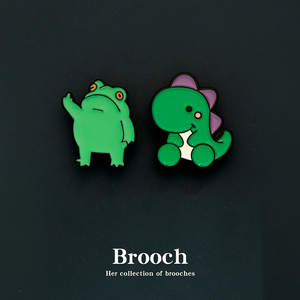 嘲讽青蛙胸针恐龙小众搞笑竖中指的青蛙金属徽章 创意书包装饰针