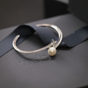 代购apm纯银镶晶钻festival开口珍珠手镯