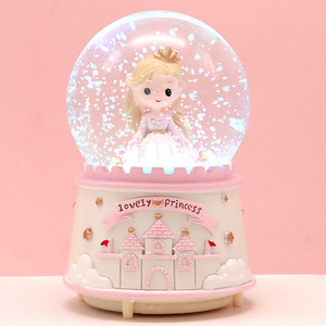 十岁女孩生日礼物实用公主创意可爱城堡发光玻璃水晶球旋转音乐盒