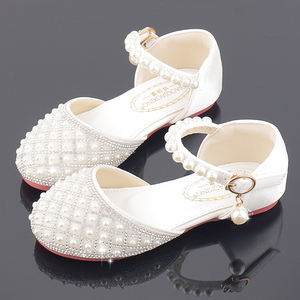 女童公主鞋2024新款平底演出单鞋银白色小宝宝软底皮鞋儿童水晶鞋